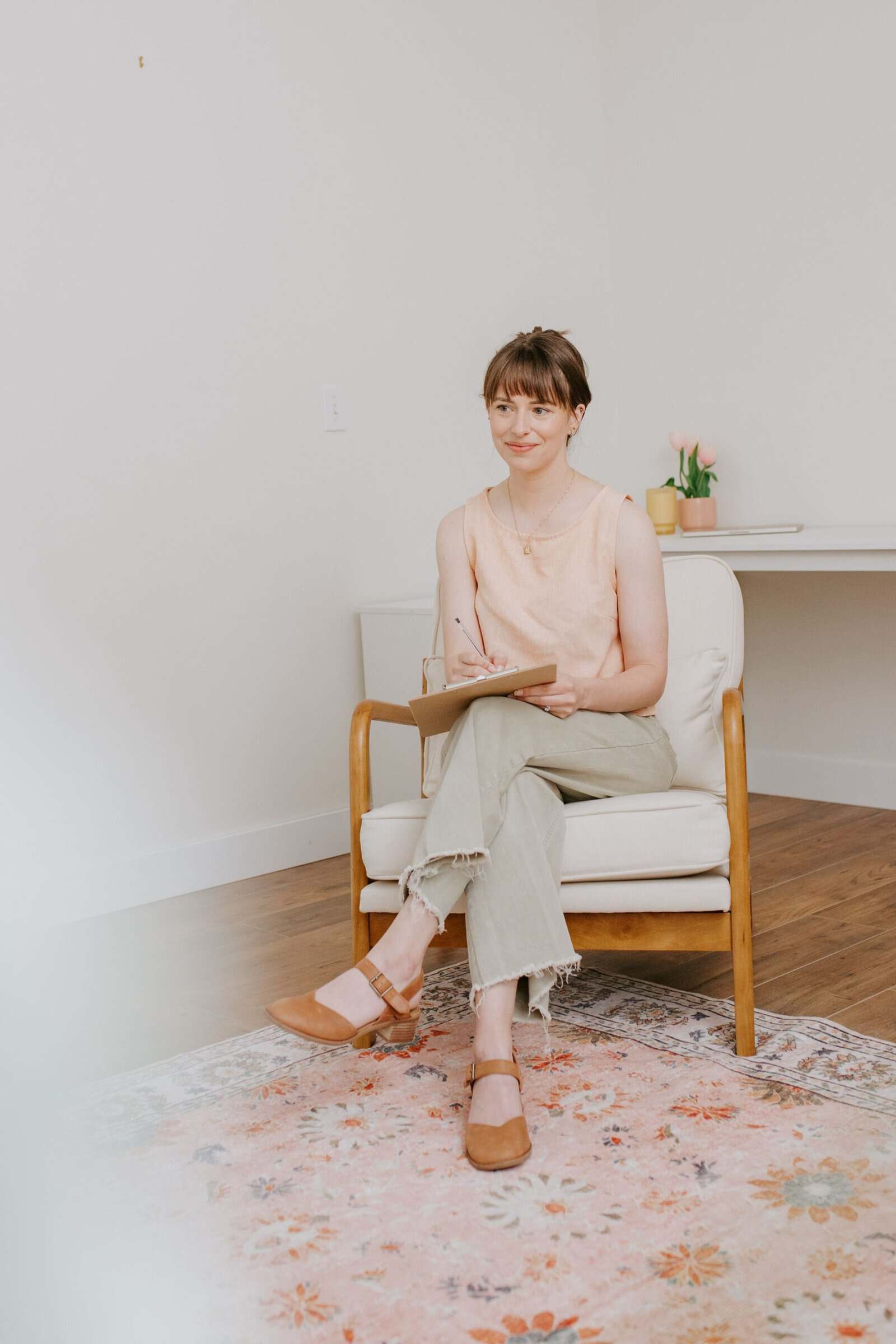 Modern Minimalist Room Practitioner Chelsea Stenner Therapy And Online Counselling Chilliwack Bc Modern Minimalist Room Practitioner Chelsea Stenner Therapy And Online Counselling Chilliwack Bc